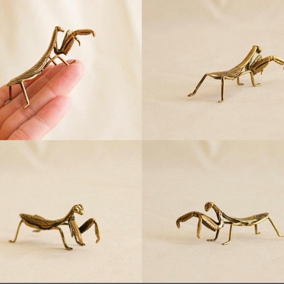 Mini Antiqued Praying Mantis Brass Look Statue Metal Figurine Boho Fairy Garden - Picture 3 of 11